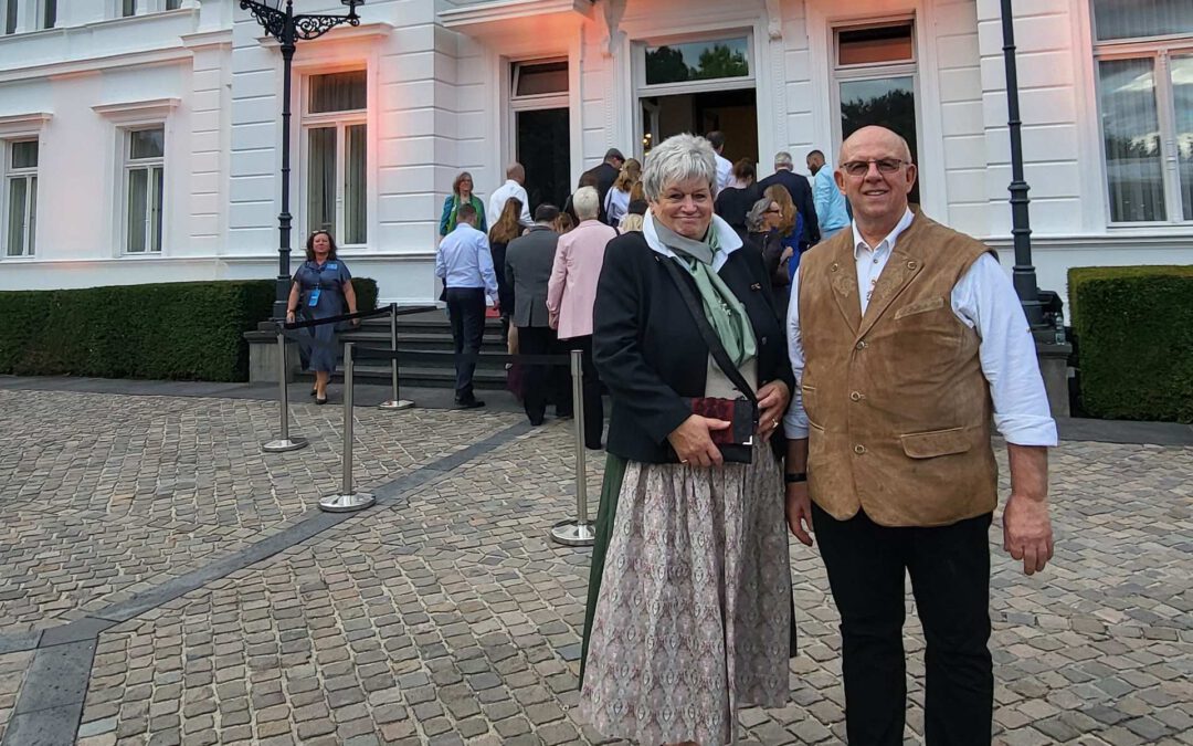 Pati­en­ten­für­spre­cher Heinz Wam­ser beim Bür­ger­fest des Bun­des­prä­si­den­ten