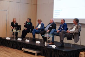 Netzwerktreffen Caritas Herne – Podium und Publikum
